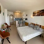 Stylish With Panoramic Sea View