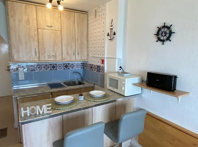 Stylish With Panoramic Sea View דירה