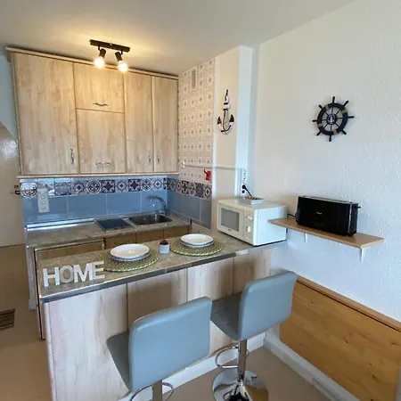 Stylish With Panoramic Sea View Apartment