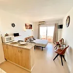 Stylish With Panoramic Sea View Fuengirola